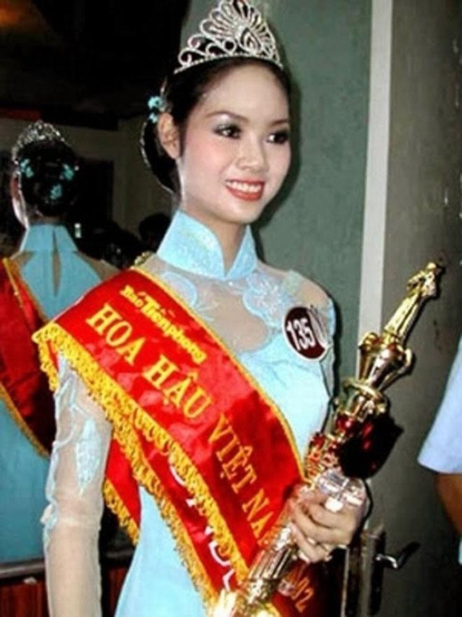 Hoa hậu Việt Nam thường là nụ hậu chưa hé, chưa nở đã đọ sắc xứ người-2