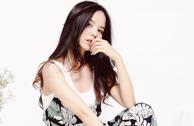 Ca sĩ Thái Lan kiện bệnh viện Hàn Quốc vì suýt chết sau ca nâng ngực-2