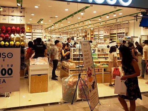 Hàng mác Nhật, Hàn gốc Tàu đổ bộ Việt Nam: Bán 2 USD, thu ngàn tỷ