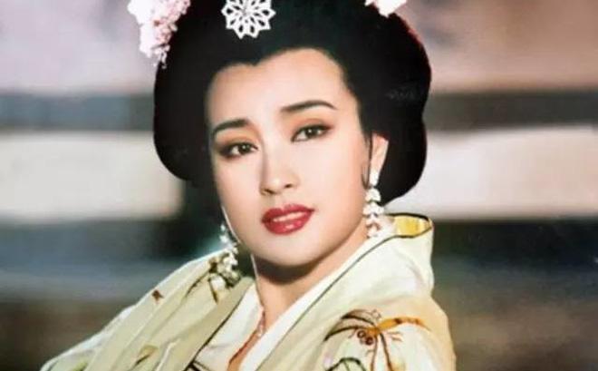 Chồng Lưu Hiểu Khánh: 30 năm nuôi mộng ôm nàng Võ Tắc Thiên, hồi sinh khi lấy vợ tuổi U80-4