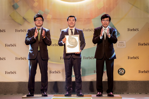 Vinamilk tiếp tục vào top công ty niêm yết tốt nhất VN-1