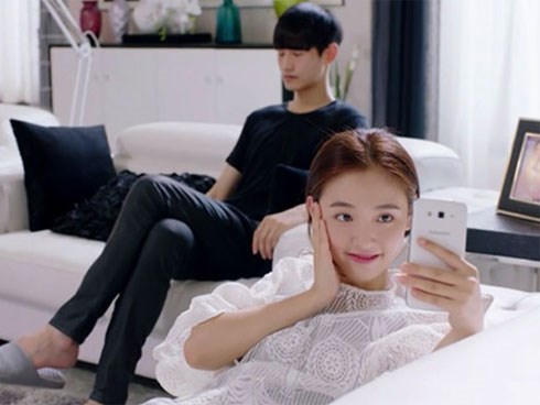 Chẳng thể ngờ hai vợ chồng lại có ngày dắt nhau ra tòa chỉ vì một dòng trạng thái vu vơ trên Facebook