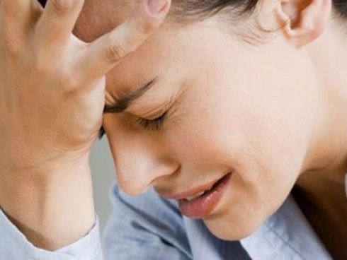 Vừa ra khỏi toà ly hôn, lời đề nghị 