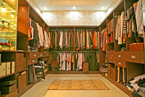 Đừng tưởng đi dép tổ ong là nghèo, Quyền Linh sở hữu gia sản khủng bậc nhất trong giới MC Việt-8