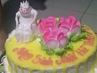 Cô gái đặt bánh sinh nhật hình con khỉ, nhìn sản phẩm dân mạng cười rũ rượi: Thợ bánh nghe nhầm thành con quỷ ư?