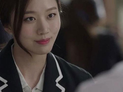 Đòn trả thù không thể thâm độc hơn của cô vợ khi bị bạn thân cướp chồng