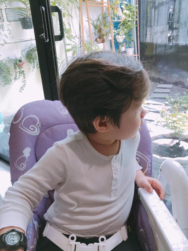 Con trai lai Tây của Elly Trần lại gây sốt dân mạng vì thần thái điềm đạm như hoàng tử-3