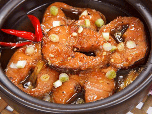 Cá lóc kho tộ đậm đà ăn bao nhiêu cơm cũng hết