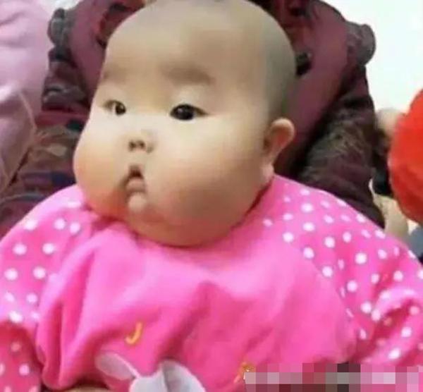 Nhờ bà chăm cháu 1 tháng, mẹ trẻ hoảng sợ khi nhìn thấy mặt con-4