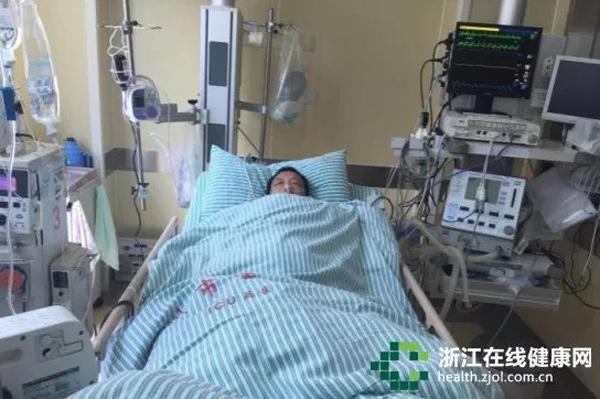 Người đàn ông bị suy gan, thận vì cốc nước ép: tuyệt đối đừng quên điều này khi uống nước-1