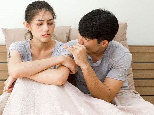 8 năm hôn nhân không tình dục, trong khi vợ sợ hãi và cảm thấy tội lỗi thì chồng đã làm thế này