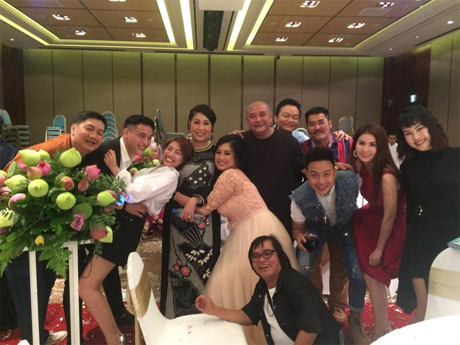 Món quà cưới bất ngờ NS Hồng Vân tặng con gái: Cả hội hôn rưng lệ xúc động-5