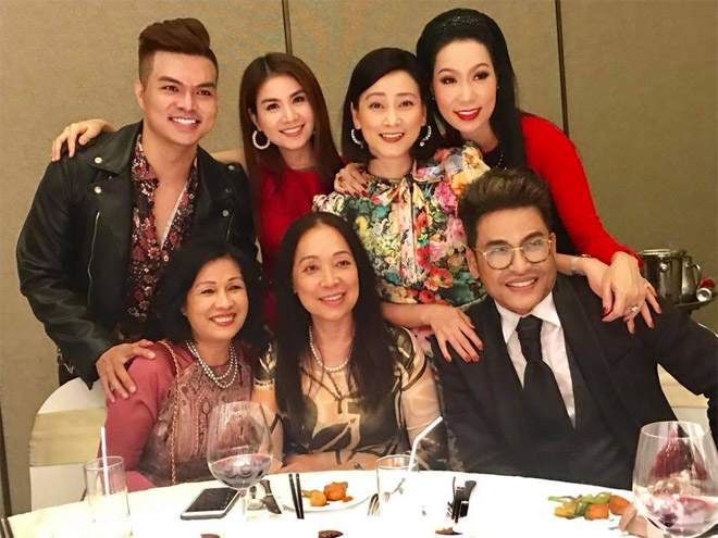 Món quà cưới bất ngờ NS Hồng Vân tặng con gái: Cả hội hôn rưng lệ xúc động-7