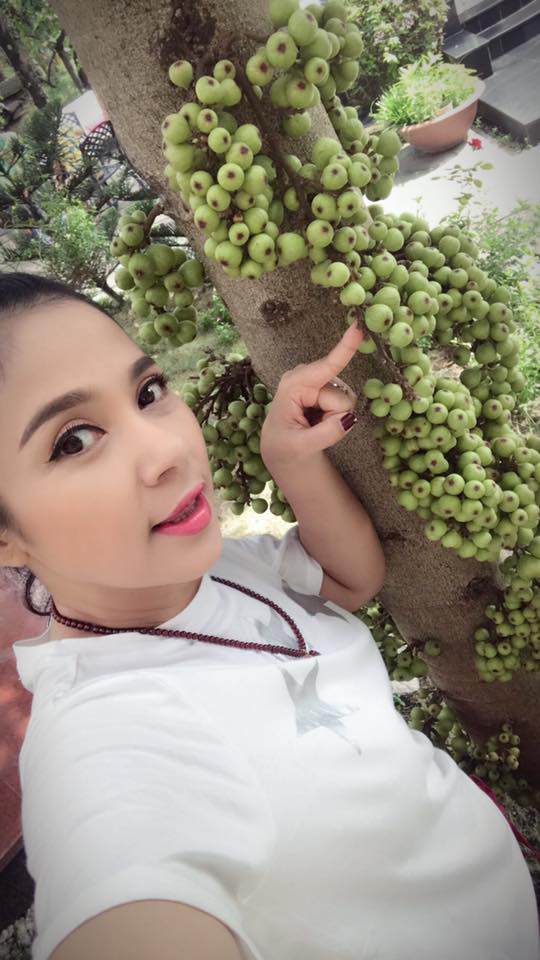 Thăm nhà vườn yên bình đủ loại rau trái sai trĩu của Người đẹp Tây Đô Việt Trinh-2