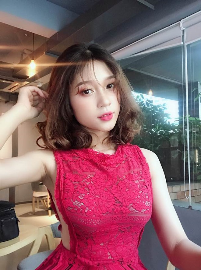 Bị ném đá vì mặc sexy đi xem U23 VN, dàn hot girl mong ước điều này ở dư luận-9