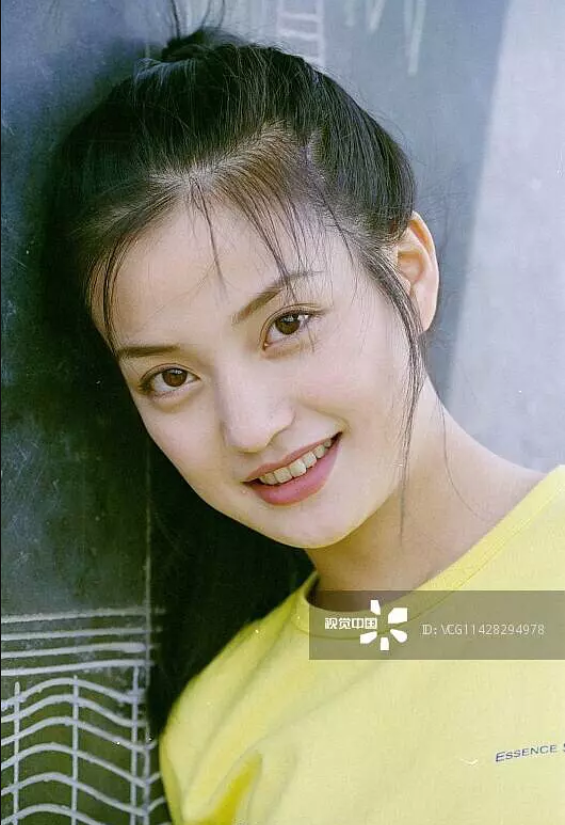 Ảnh thanh xuân hiếm hoi của Triệu Vy thuở 20: Tình đầu trong tim của hàng vạn khán giả-4