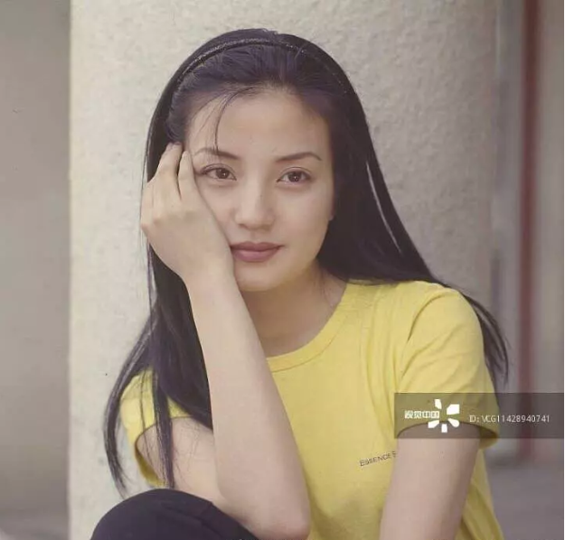 Ảnh thanh xuân hiếm hoi của Triệu Vy thuở 20: Tình đầu trong tim của hàng vạn khán giả-9