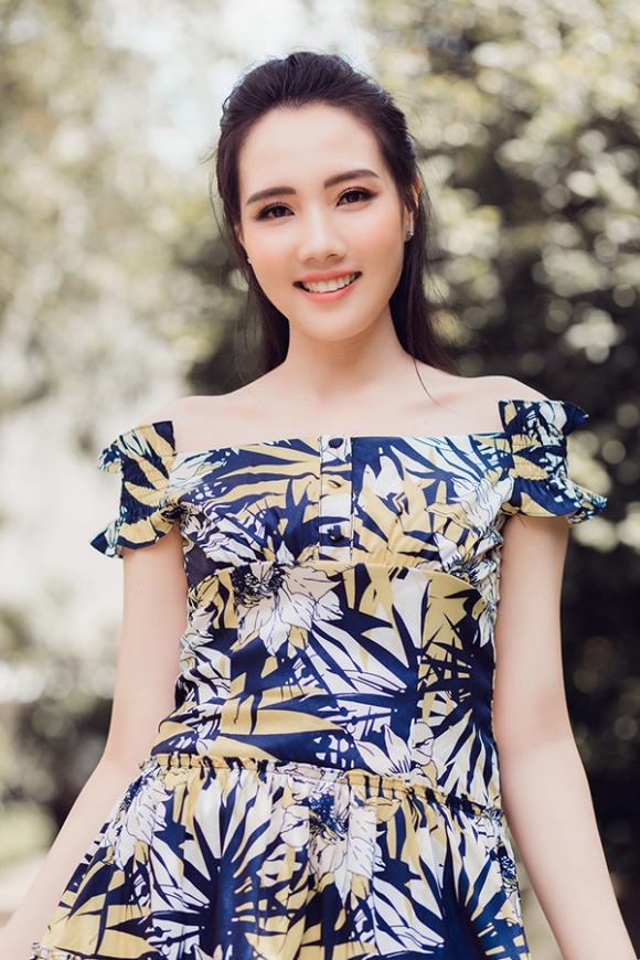 Ngắm vẻ trẻ trung của gái hai con Diệp Hồng Đào, ai cũng xuýt xoa khen ngợi-1