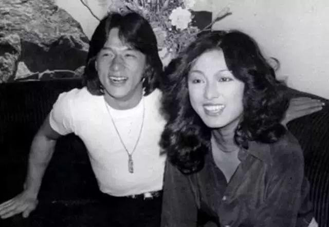 Người đàn bà từng được Thành Long theo đuổi ròng rã 8 năm đến giờ vẫn cô đơn-2