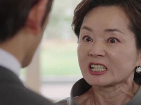 Khốn đốn vì 