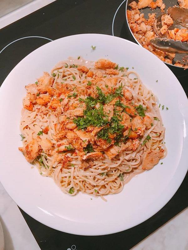 Phan Như Thảo thừa nhận chỉ vào bếp làm mì gói, còn việc nấu ăn là của chồng đại gia-11