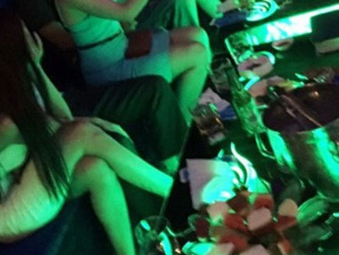 Chồng về nhà say mèm, vợ ở cữ hoang mang phát hiện chi phí lạ trong hoá đơn karaoke-2