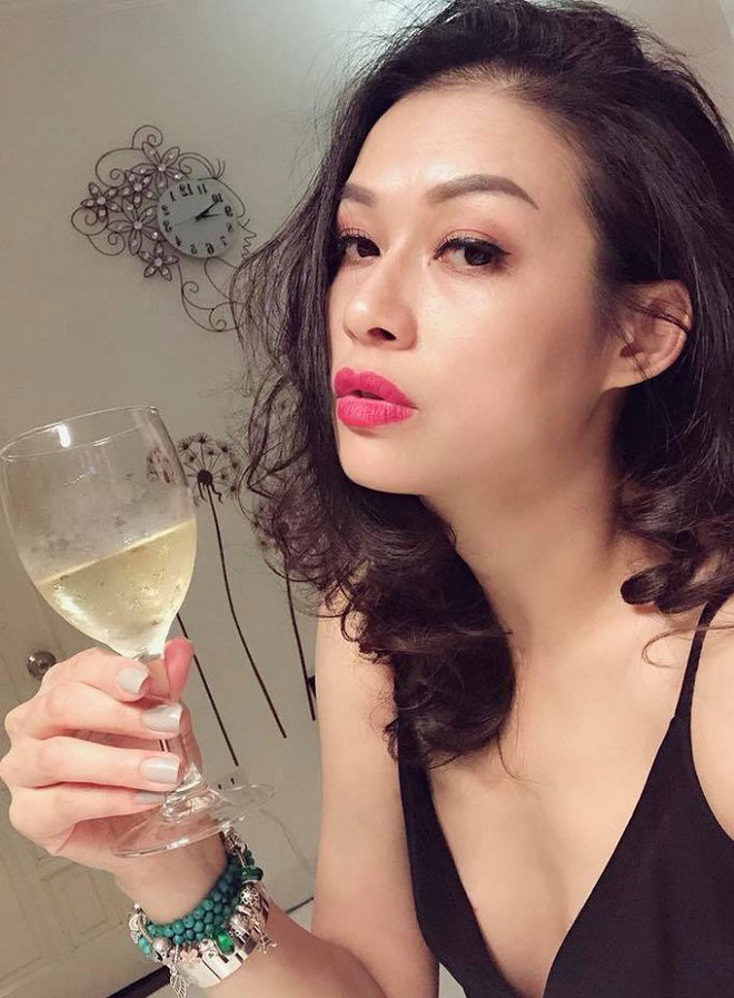 Thủy Hoa cỏ may: Chồng mất, phá sản và làm lại từ đầu-4