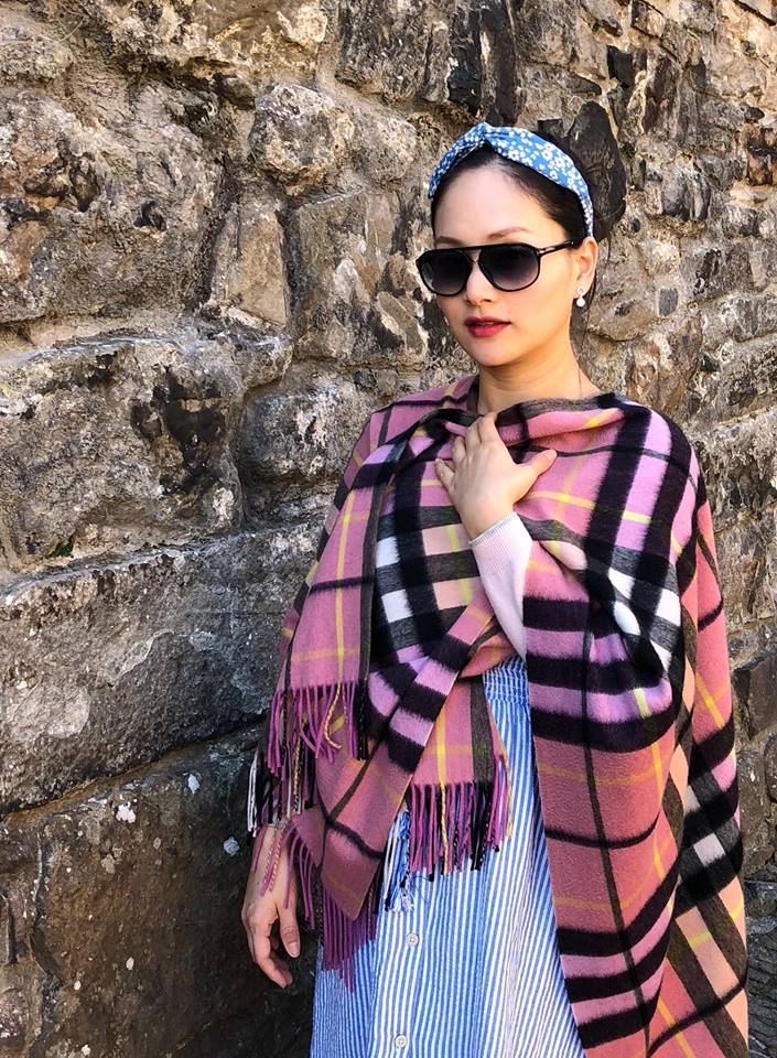 Vợ chồng Lan Phương và con gái mới sinh chụp ảnh ngọt đến rụng tim ở trời Tây-10