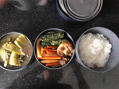 Vợ tá hỏa nhận ra hộp cơm làm cho chồng bị anh ngụy tạo thành cảnh gia đình tan vỡ để