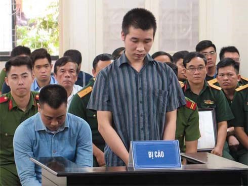 Hai cặp đôi ngủ chung giường và cái kết cực kỳ chát đắng