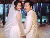 Phía Nhã Phương vẫn tiếp tục im lặng trước tin đồn tổ chức tiệc đính hôn với Trường Giang vào ngày 24/8 Phía Nhã Phương vẫn tiếp tục im lặng trước tin đồn tổ chức tiệc đính hôn với Trường Giang vào ngày 24/8