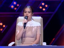 Hoàng Thùy Linh bị chỉ trích vì coi thường Đức Phúc: "Lớn rồi mà ăn còn nghẹn" Hoàng Thùy Linh bị chỉ trích vì coi thường Đức Phúc: "Lớn rồi mà ăn còn nghẹn"