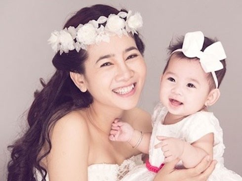 Diễn viên Mai Phương đang bị tràn dịch màng phổi