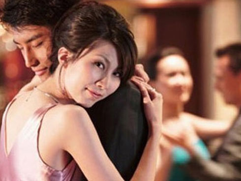 Phát hiện chồng ăn chả, vợ chơi chiêu ăn nem khiến anh sợ hãi mà quay về, lại còn yêu chiều cô hết mực-3