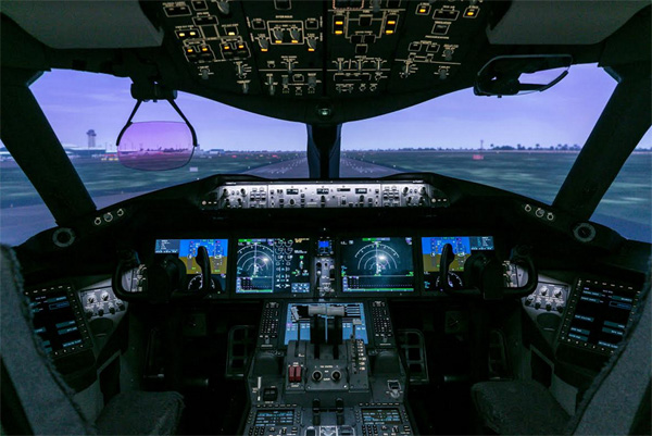 VNA mạnh tay đầu tư thiết bị huấn luyện buồng lái giả-3