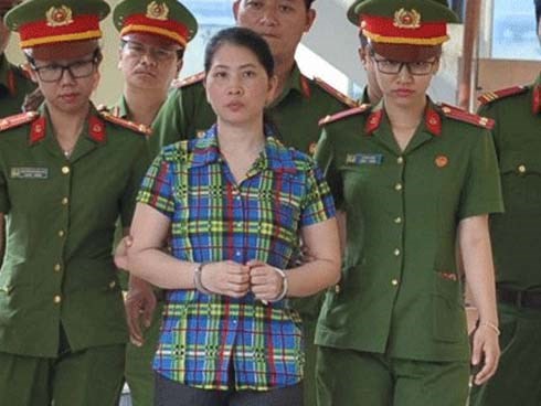 Vụ án vợ giết chồng: Giữ nhẫn cưới làm kỷ niệm và nỗi đau con trẻ