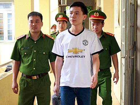 Tiếp tục bị cấm đi khỏi nơi cư trú, Bác sĩ Hoàng Công Lương: Tôi vô cùng thất vọng-2