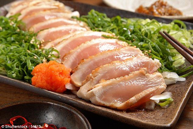 Suýt mù vì nhiễm giun do ăn sushi: 4 thực phẩm dễ có ký sinh trùng nhiều người hay ăn-1