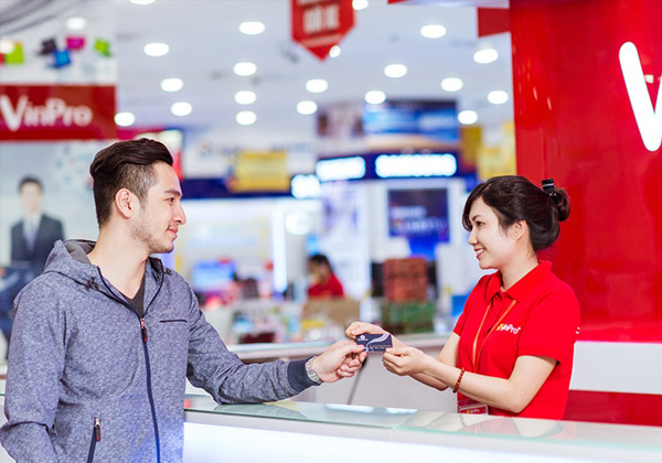 Ưu đãi 8 triệu cho khách hàng mua Samsung Galaxy Note9-2