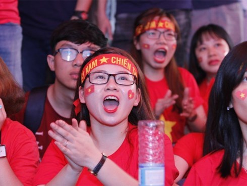 Nhiều trường đại học ở TP.HCM tổ chức cho sinh viên cổ vũ U23 Việt Nam đá bán kết ASIAD 2018