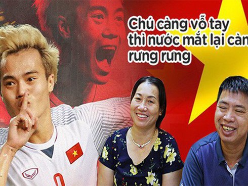 Những mẩu chuyện đáng yêu của Văn Toàn qua lời kể của bố mẹ: 'Nhuộm tóc bị chê già, nhưng bố thấy con đẹp trai không?'