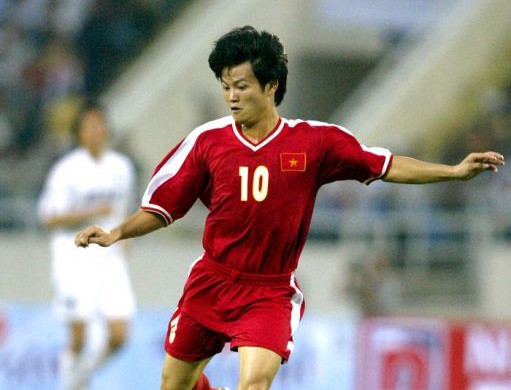 15 năm, nhìn lại bàn thắng lịch sử của Văn Quyến vào lưới Hàn Quốc-1