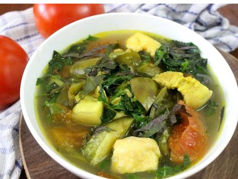 Canh cà tím nấu thịt ba chỉ, món dân dã mà ngon