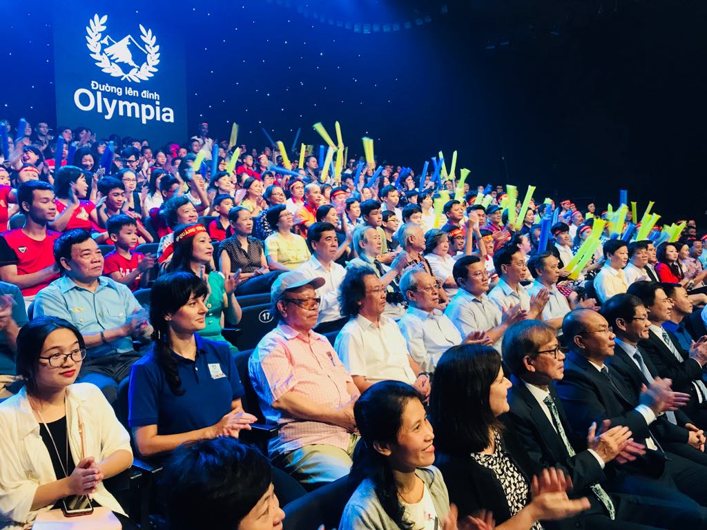 Trực tiếp: Hoàng Cường vô địch Đường lên đỉnh Olympia 2018-10