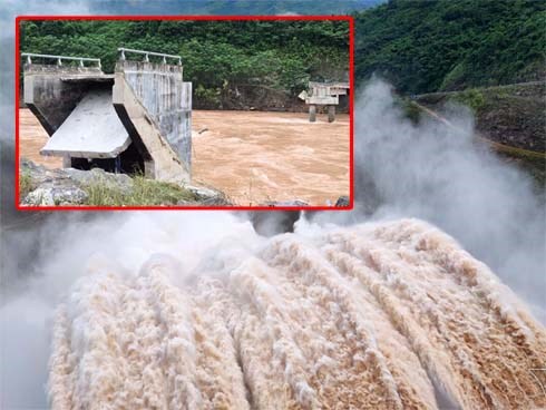 Lũ phá sập cầu chưa từng có: Lý giải của Phó giám đốc