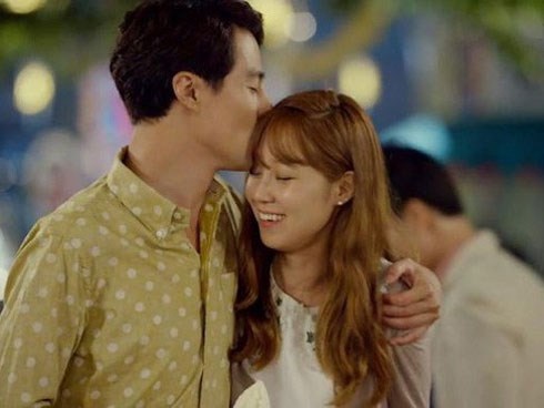 Từ phó giám đốc thành kẻ trắng tay, người ở bên cạnh tôi không phải vợ mà là cô giúp việc