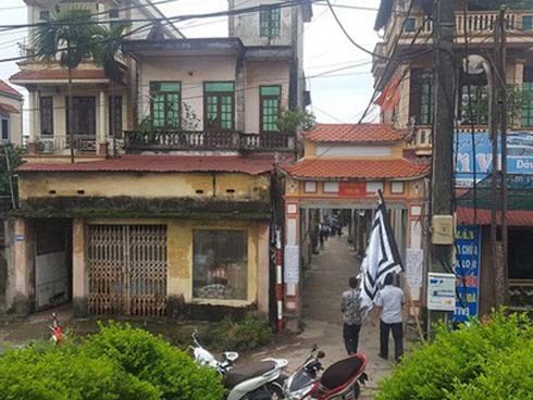Sửa bồn nước, 2 cha con cùng bị điện giật tử vong