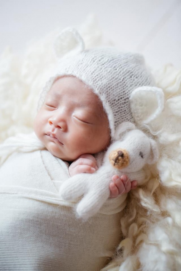 Tan chảy với loạt ảnh đủ biểu cảm đáng yêu của con gái Khánh Thi-12