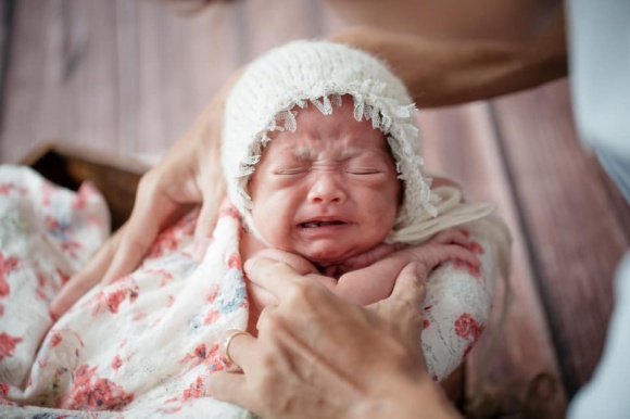 Tan chảy với loạt ảnh đủ biểu cảm đáng yêu của con gái Khánh Thi-6