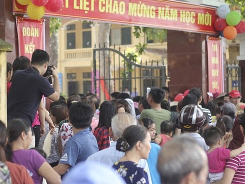 Trường Tiểu học Sơn Đồng bị tố “lạm thu”: Vì sao phụ huynh nói đã đóng, nhà trường khẳng định chưa thu?